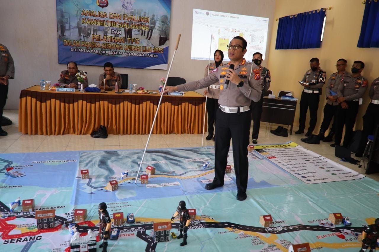 Titik Macet dan Rawan Kecelakaan Jalur di Senjang Jalan Menuju Pelabuhan Selama Nataru Cek Lokasinya Disini 1 Titik Macet dan Rawan Kecelakaan Jalur di Senjang Jalan Menuju Pelabuhan Selama Nataru Cek Lokasinya Disini