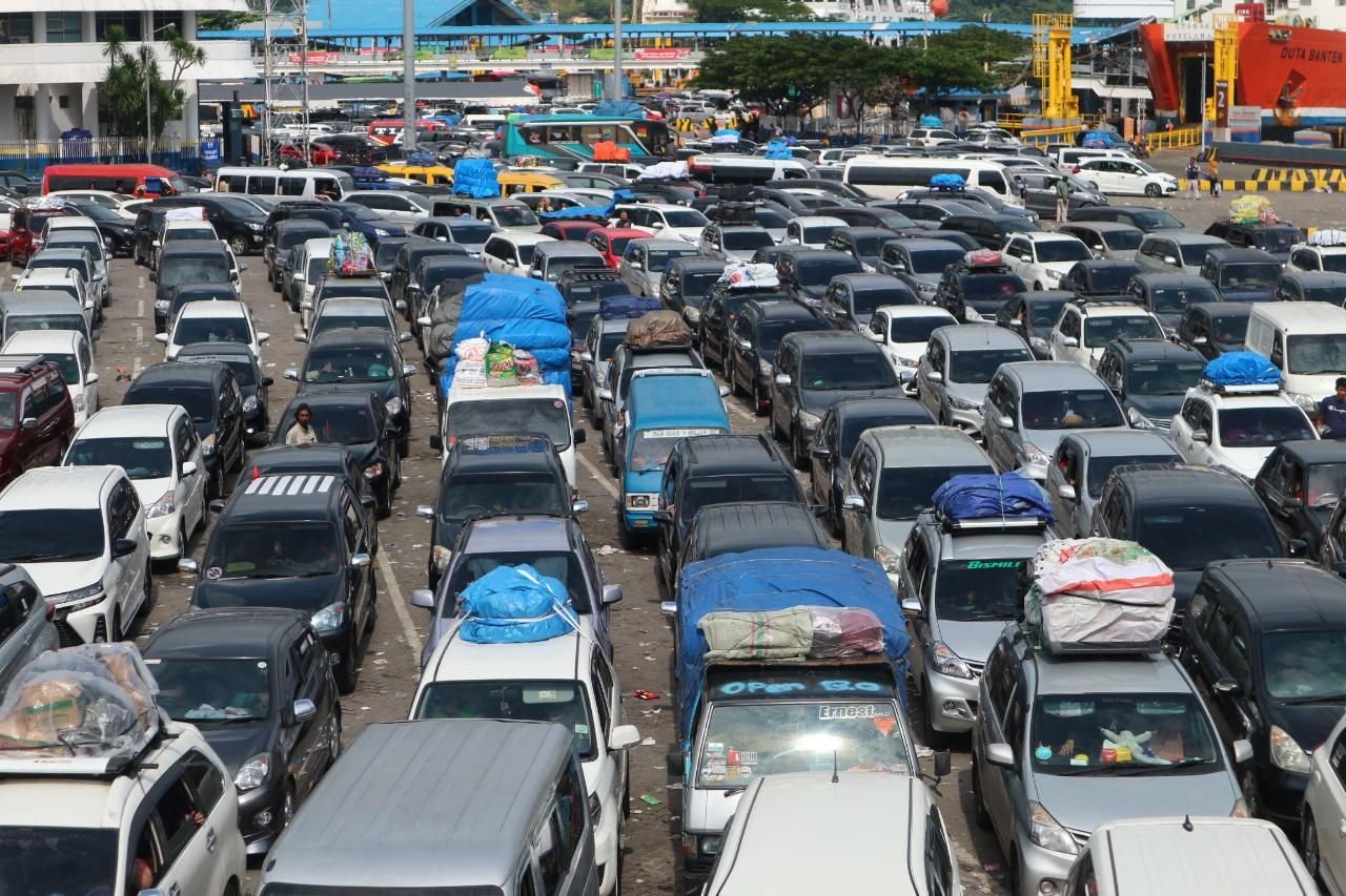 Daerah di Banten yang Paling Banyak Ditinggal Alias Di-goshting Penduduknya, Sudah Bisa Tebak yang Mana? 1 Daerah di Banten yang Paling Banyak Ditinggal Alias Di-goshting Penduduknya, Sudah Bisa Tebak yang Mana?