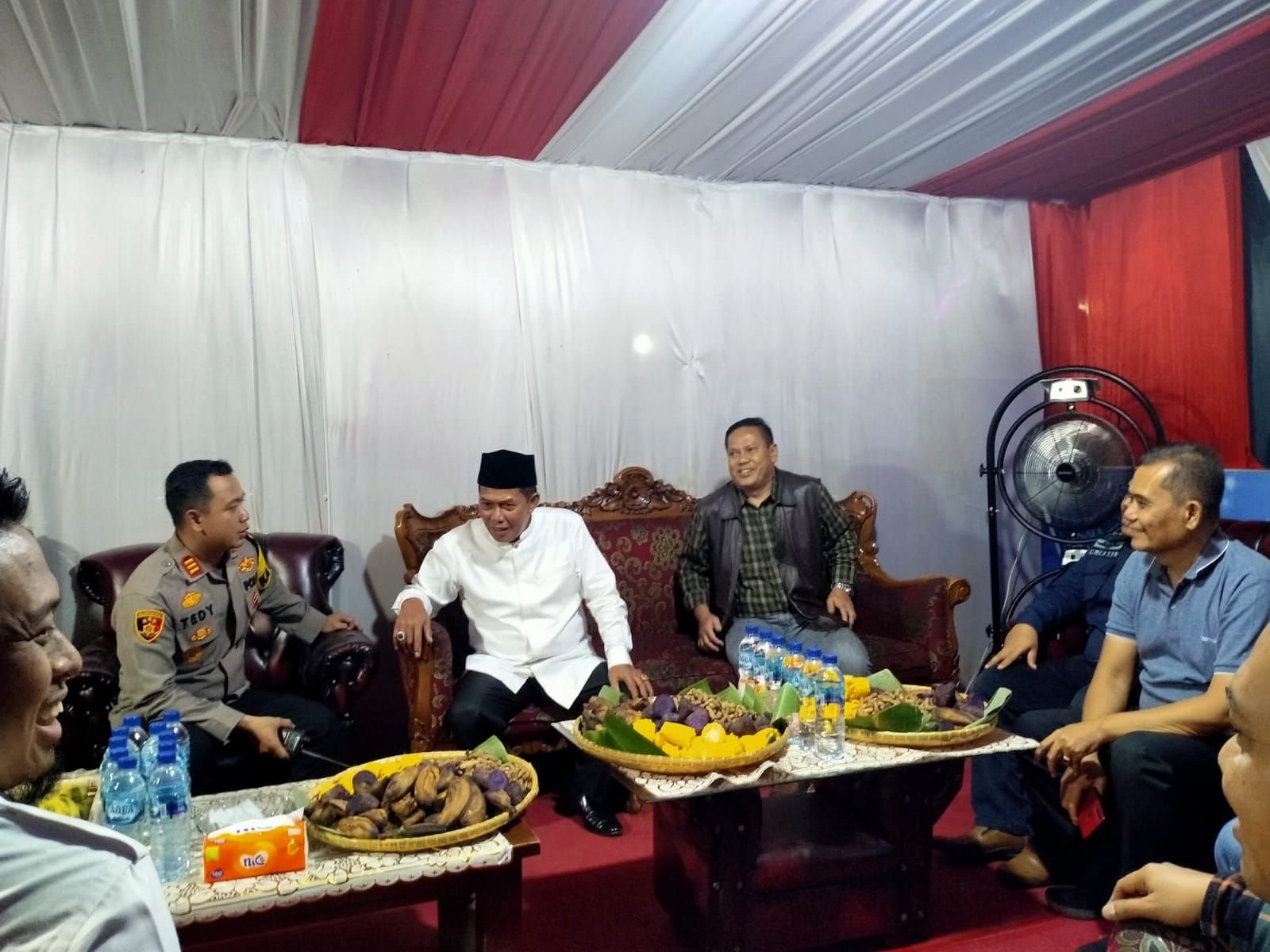 Pemkot Serang Siapkan Kantong Parkir Darurat untuk Perayaan Natal, Catat Titik-titiknya 2 Pemkot Serang Siapkan Kantong Parkir Darurat untuk Perayaan Natal, Catat Titik-titiknya