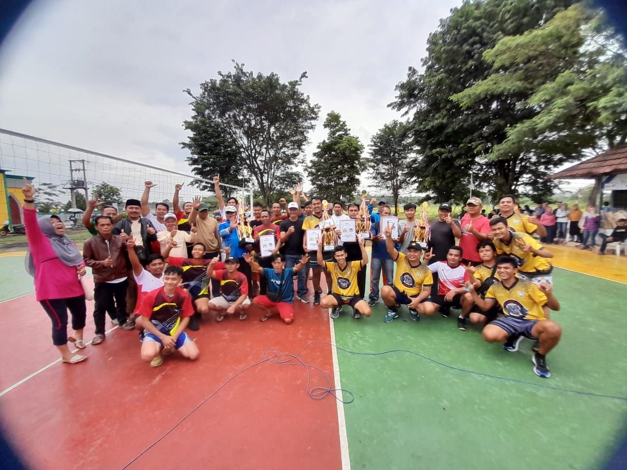 Pererat Silaturahmi, Kelurahan Banjarsari Gelar Turnamen Bola Voli Antar RW se Kelurahan Banjarsari