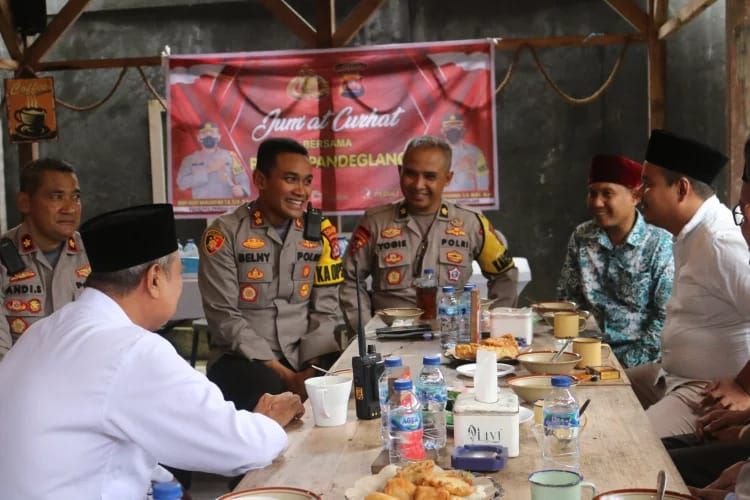 Jumat Curhat, Kapolres Pandeglang Blusukan ke Dewan Kemakmuran Masjid