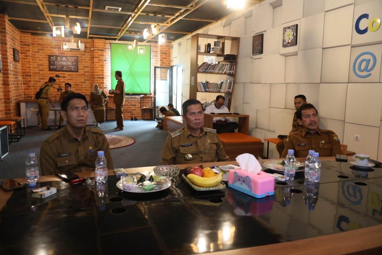 Pemberlakuan Pembatasan Kegiatan Masyarakat Dicabut, Penanganan Covid-19 Tetap Berjalan 1 Pemberlakuan Pembatasan Kegiatan Masyarakat Dicabut, Penanganan Covid-19 Tetap Berjalan