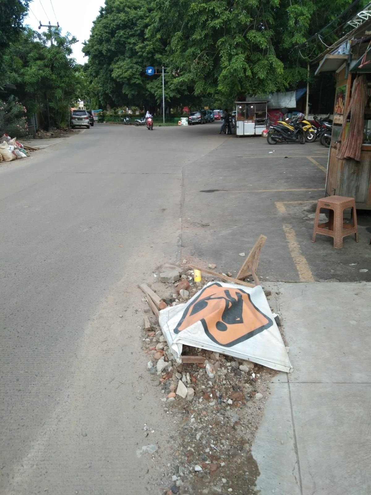Tanah Bekas Galian Tak Ditutup, Warga Pondok Cilegon Indah Keluhkan Galian Pipa PGN