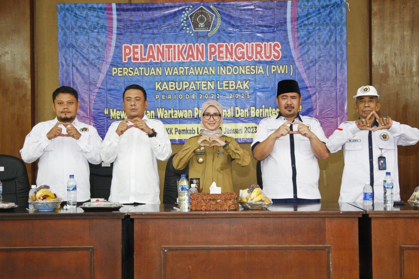 PWI Lebak Dilantik, Bupati Ajak Kolaborasi Bangun Lebak 1 PWI Lebak Dilantik, Bupati Ajak Kolaborasi Bangun Lebak