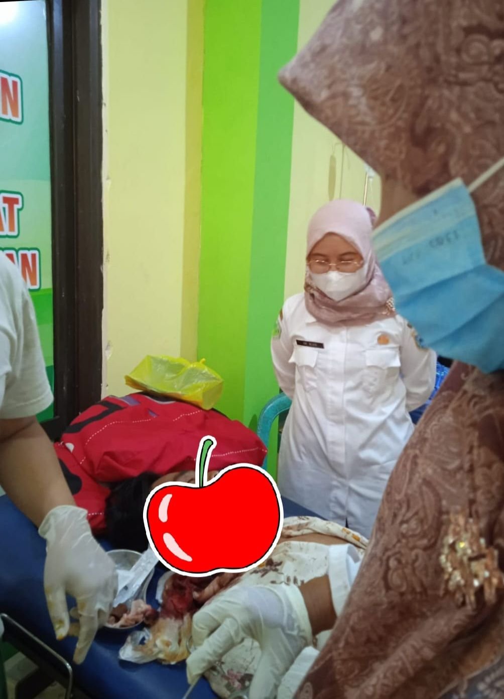 Diduga Ketahuan Selingkuh Oleh Istrinya, Pria Asal Pagelaran Gorok Leher Sendiri