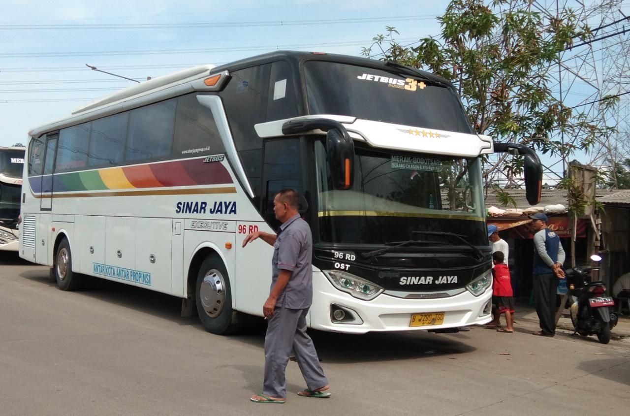 Daftar Tarif dan Keberangkatan PO Sinar Jaya dari Terminal Poris Plawad Tangerang ke Berbagai Kota 5 Daftar Tarif dan Keberangkatan PO Sinar Jaya dari Terminal Poris Plawad Tangerang ke Berbagai Kota