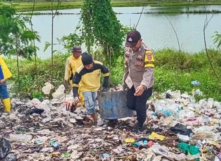 Kampung Halaman Wapres Maruf Amin Dipenuhi Tumpukan Sampah, Plastik Bertebaran Dimana-mana Tak Cukup Satu Truk