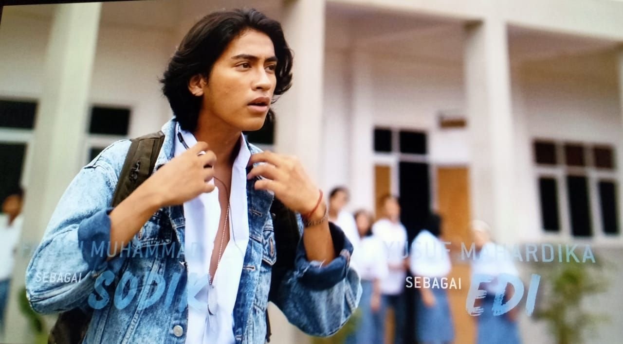 Sebelum Tayang Perdana, Ratusan Warga Serang Nobar Film BSR Lebih Dulu di MOS 1 Sebelum Tayang Perdana, Ratusan Warga Serang Nobar Film BSR Lebih Dulu di MOS