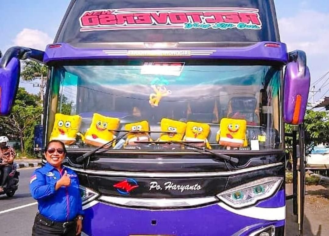 Sebelum Meninggal Dunia, Bu Yayuk Pernah Ditodong Pistol Saat Kemudikan Bus PO Haryanto 9 Sebelum Meninggal Dunia, Bu Yayuk Pernah Ditodong Pistol Saat Kemudikan Bus PO Haryanto