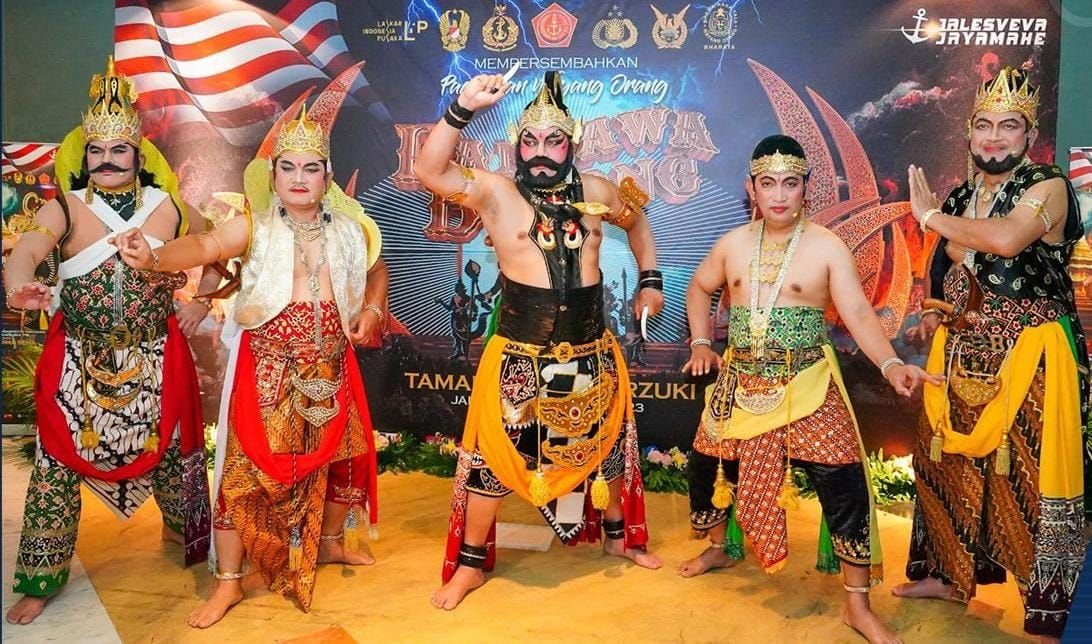 Kapolri dan Panglima TNI Main Wayang, Listyo Sigit Prabowo: Tepis Isu Perpecahan, TNI dan Polri Solid 1 Kapolri dan Panglima TNI Main Wayang, Listyo Sigit Prabowo: Tepis Isu Perpecahan, TNI dan Polri Solid