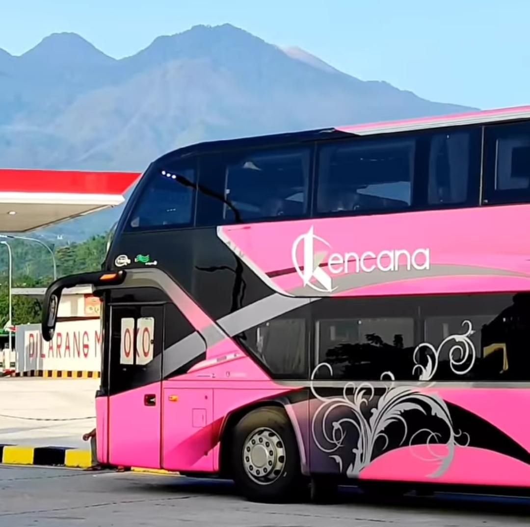 Sebelum Meninggal Dunia, Bu Yayuk Kemudikan Bus Premium yang Masih Jarang di Indonesia 6 Sebelum Meninggal Dunia, Bu Yayuk Kemudikan Bus Premium yang Masih Jarang di Indonesia