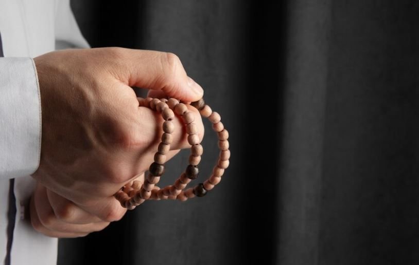 5 Amalan pada Bulan Rajab yang Diyakini Membawa Pahala Lebih Banyak, ada yang Seperti Puasa Sepanjang Tahun 2 5 Amalan pada Bulan Rajab yang Diyakini Membawa Pahala Lebih Banyak, ada yang Seperti Puasa Sepanjang Tahun