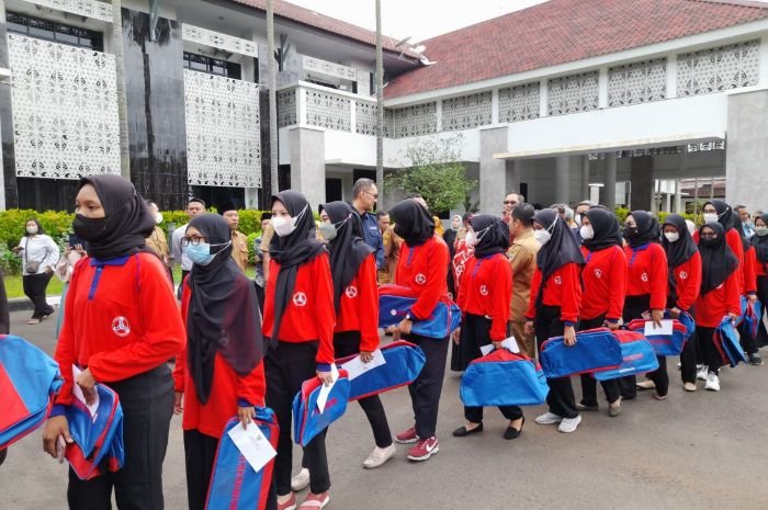 Tenang! Di-PHK dari PT Nikomas, Masih Ada 3.000 Lowongan Kerja Sektor Formal di Malaysia Untuk Warga Banten