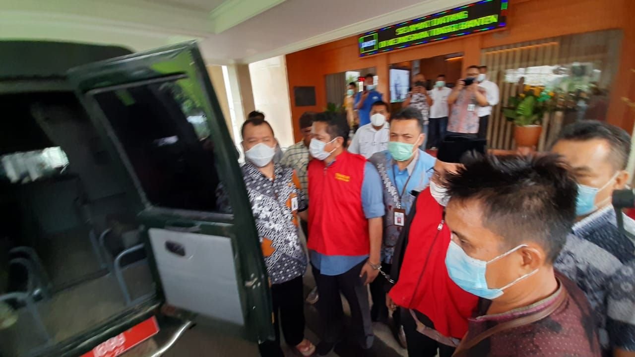 Selain FSPP, Tim TAPD Pemprov Banten Juga Kini Ikut Terseret Kasus Hibah Ponpes 6 Selain FSPP, Tim TAPD Pemprov Banten Juga Kini Ikut Terseret Kasus Hibah Ponpes
