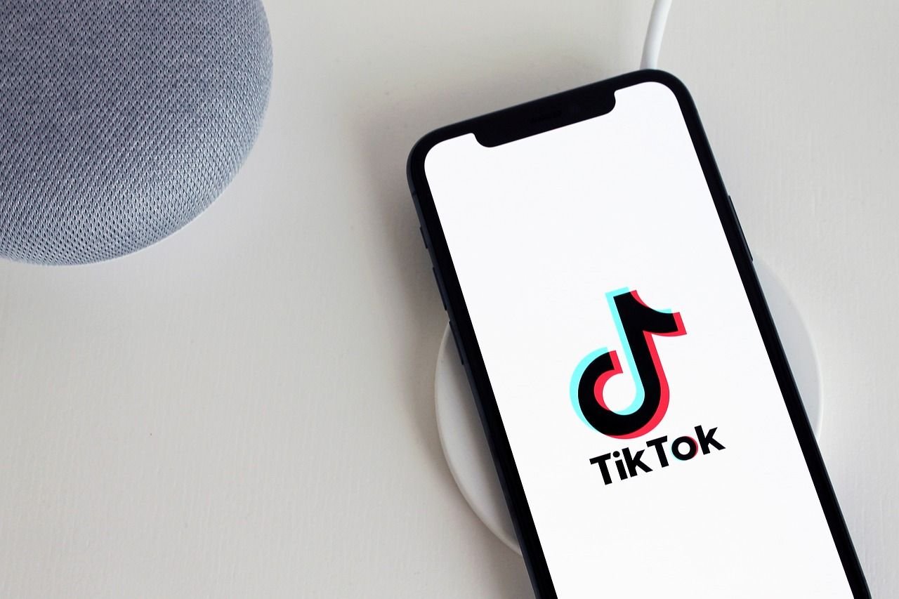 Apa Arti Kata Buri Beceng yang Viral di Medsos TikTok, Anak Gaul Wajib Tahu Nih!