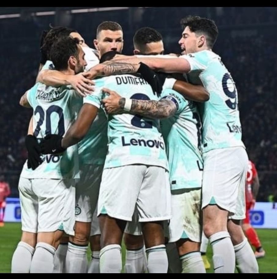 Tekuk Cremonese, Inter Tempel Napoli