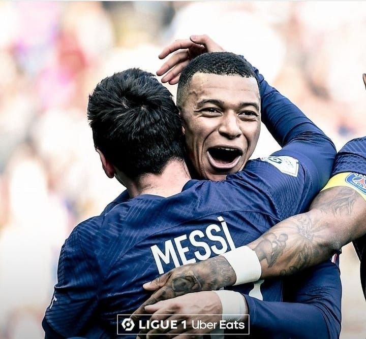 Penuh Drama, Messi Jadi Penentu Kemenangan PSG Atas Tamunya Lille 2 Penuh Drama, Messi Jadi Penentu Kemenangan PSG Atas Tamunya Lille