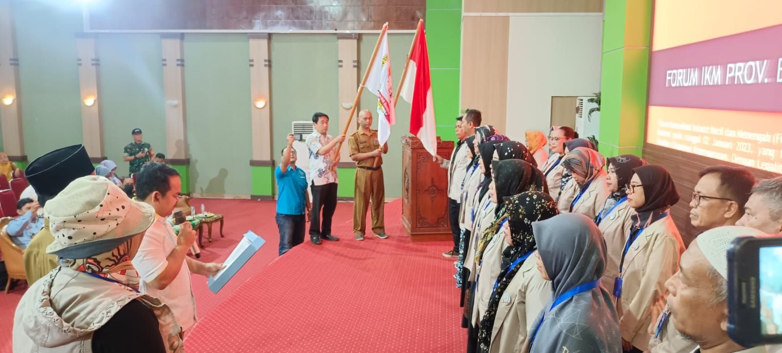 Pelaku IKM Banten Mengeluhkan Sulit Temukan Percetakan untuk Membuat Paking ke Pemprov Banten 1 Pelaku IKM Banten Mengeluhkan Sulit Temukan Percetakan untuk Membuat Paking ke Pemprov Banten