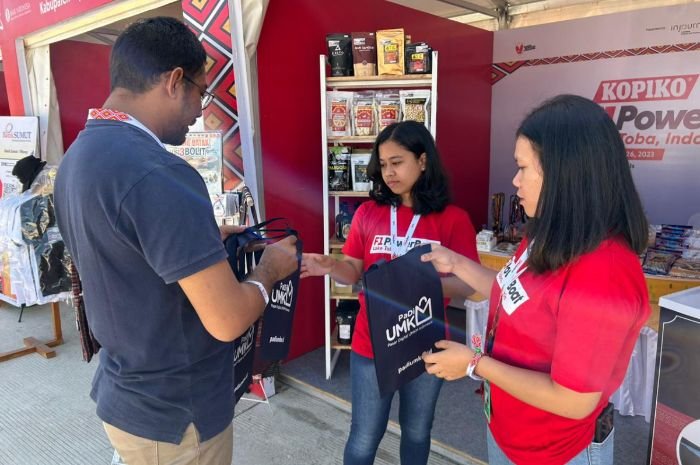 Percepatan Ekonomi Nasional, PaDi UMKM Tingkatkan Peran Pelaku Bisnis Lokal Sumut pada Ajang F1H2O 1 Percepatan Ekonomi Nasional, PaDi UMKM Tingkatkan Peran Pelaku Bisnis Lokal Sumut pada Ajang F1H2O