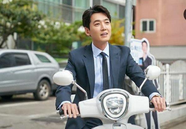 Sinopsis Drakor Crash Course in Romance Episode 15: Chi Yeol akan Membongkar Rahasia Ji Dong hui? 6 Sinopsis Drakor Crash Course in Romance Episode 15: Chi Yeol akan Membongkar Rahasia Ji Dong hui?