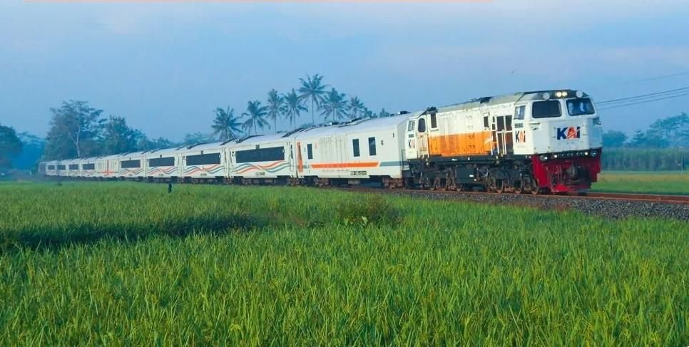 Tiket Kereta Api dari Jakarta ke Yogyakarta H-3 Lebaran 2023 Ludes Terjual 1 Tiket Kereta Api dari Jakarta ke Yogyakarta H-3 Lebaran 2023 Ludes Terjual