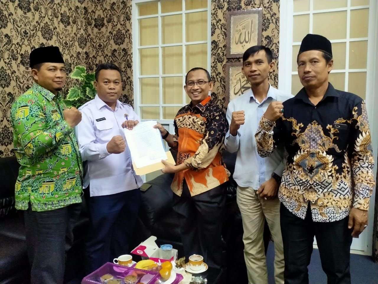 Terkait Frontage Unyur Begini Wakil Ketua III DPRD Kota Serang Bilang Begini, Wajar Karena Kebutuhan Mereka 4 Terkait Frontage Unyur Begini Wakil Ketua III DPRD Kota Serang Bilang Begini, Wajar Karena Kebutuhan Mereka