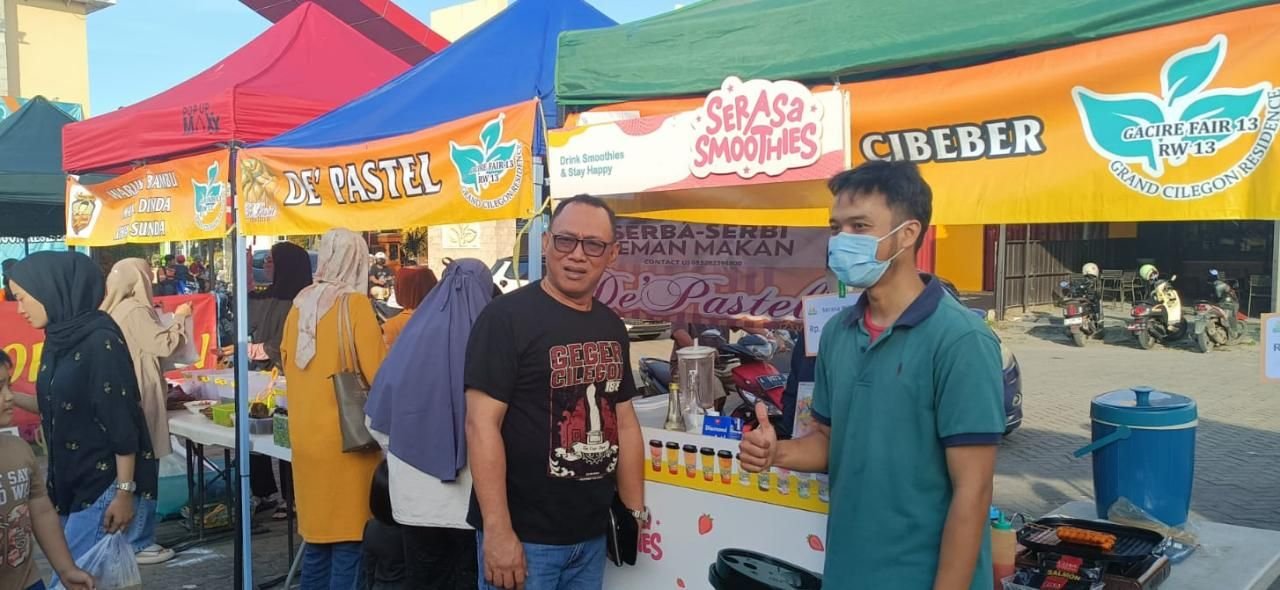 Walikota Cilegon Helldy Agustian Ajak Warga Belanja Takjil di Gacire Fair 13 1 Walikota Cilegon Helldy Agustian Ajak Warga Belanja Takjil di Gacire Fair 13