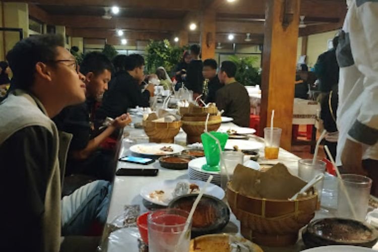 Contoh Sambutan Ketua Pelaksana Buka Bersama Ramadhan 2023, Keren dan Berkesan, Auto Jadi Pusat Perhatian 8 Contoh Sambutan Ketua Pelaksana Buka Bersama Ramadhan 2023, Keren dan Berkesan, Auto Jadi Pusat Perhatian