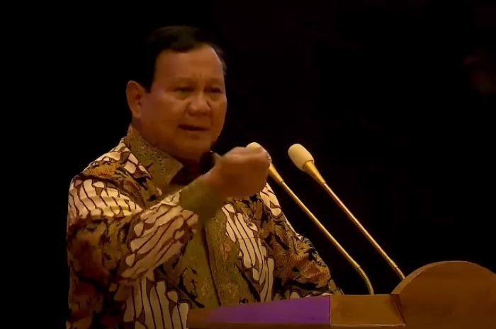 Jadi Capres Terkaya, Yuk Intip Isi Garasi Mobil Prabowo Subianto yang Curi Perhatian! 8 Jadi Capres Terkaya, Yuk Intip Isi Garasi Mobil Prabowo Subianto yang Curi Perhatian!