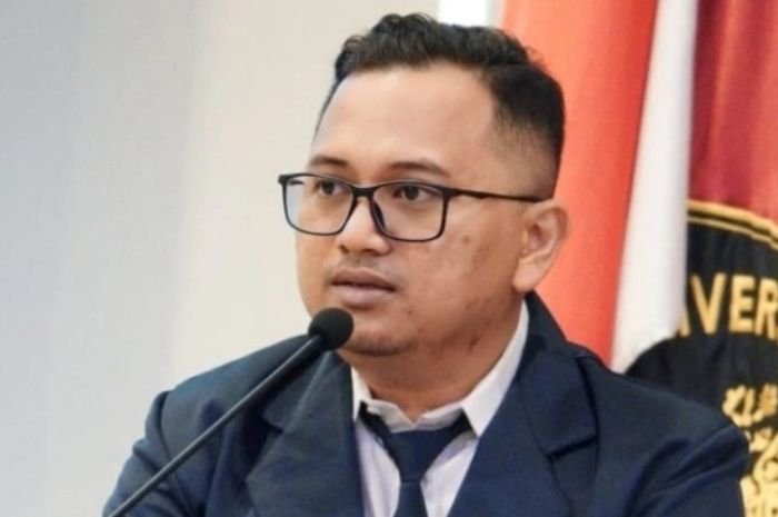 Profil Demas Brian Wicaksono, Seorang Politisi yang Diduga Menggugat KPU Rp70,5 Triliun 2 Profil Demas Brian Wicaksono, Seorang Politisi yang Diduga Menggugat KPU Rp70,5 Triliun