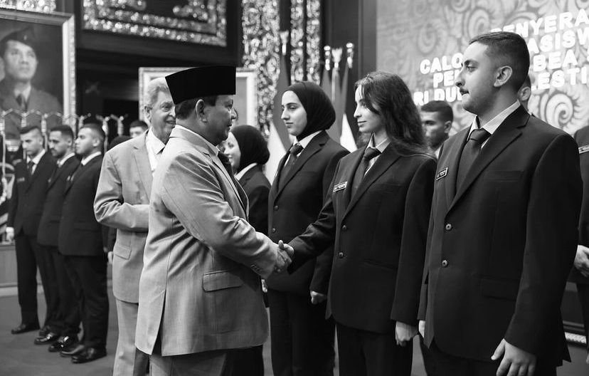 Prabowo Terima 22 Mahasiswa Palestina di Unhan, Warganet Dukung jadi Presiden