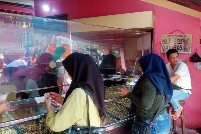 Harga Jual Emas di Lebak Turun Sampai Rp20.000, Disebut Gegara Konflik Israel-Hamas