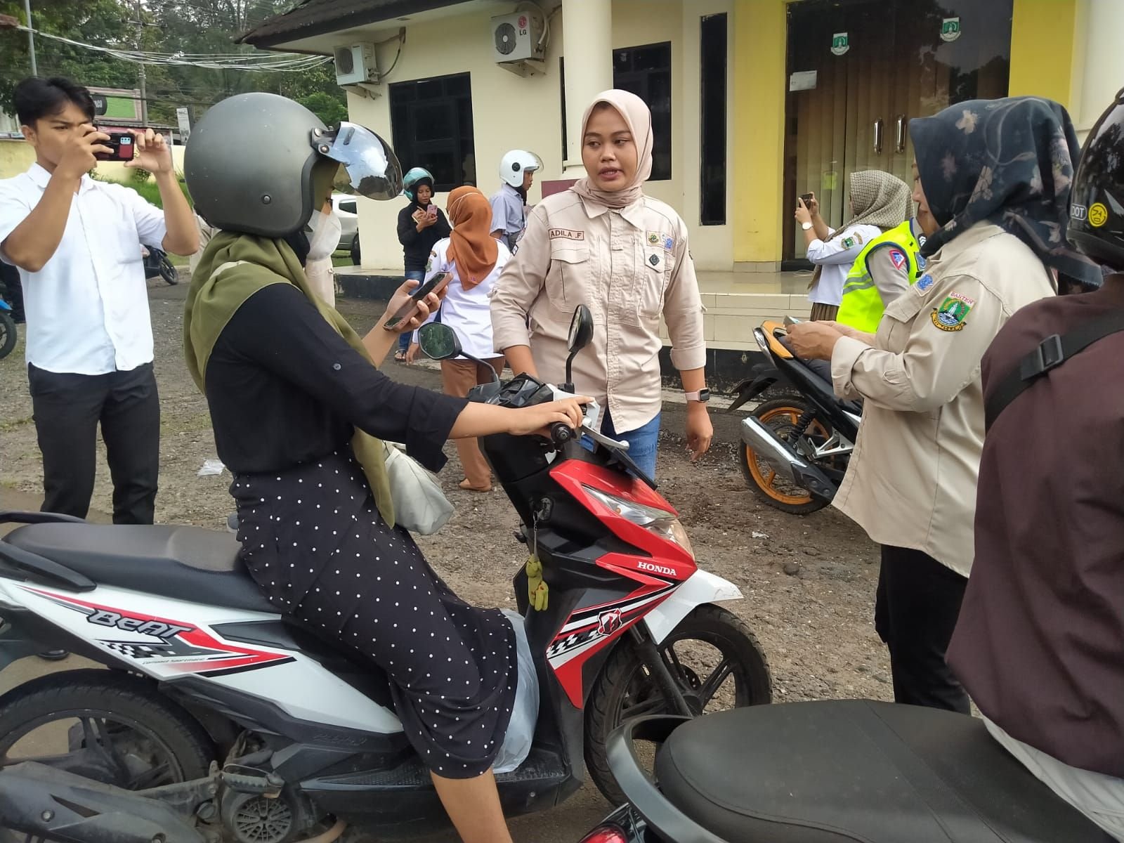 Ketahuan Nunggak Pajak, Puluhan Kendaraan di Kabupaten Pandeglang Terjaring Razia 7 Ketahuan Nunggak Pajak, Puluhan Kendaraan di Kabupaten Pandeglang Terjaring Razia