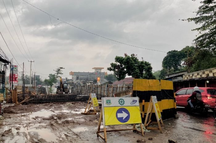 Duhhh Proyek Pembangunan Pemprov Banten Terhambat Gegara Mulai Masuk Musim Hujan 5 Duhhh Proyek Pembangunan Pemprov Banten Terhambat Gegara Mulai Masuk Musim Hujan