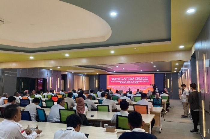 Jangan Asal Jadi, Pengusaha di Banten Harus Lebih Cermat Kerjakan Proyek Pemerintah 4 Jangan Asal Jadi, Pengusaha di Banten Harus Lebih Cermat Kerjakan Proyek Pemerintah