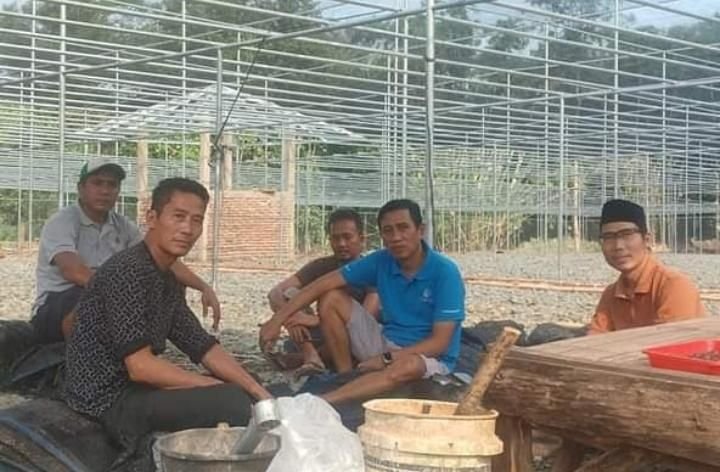 Anggota DPRD Banten Oong Syahroni Layak Disebut Bapaknya Petani, Ini Alasannya