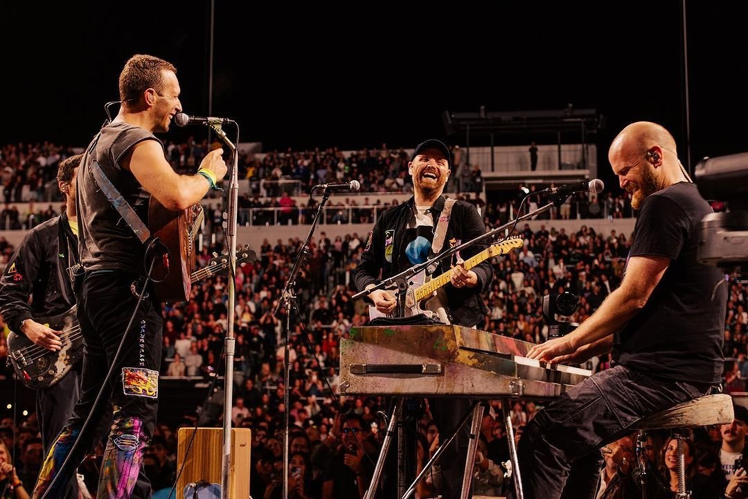 Fantastis! Sebanyak 3.906 Personel Gabungan Polisi Siap Amankan Konser Coldplay di GBK Hari Ini