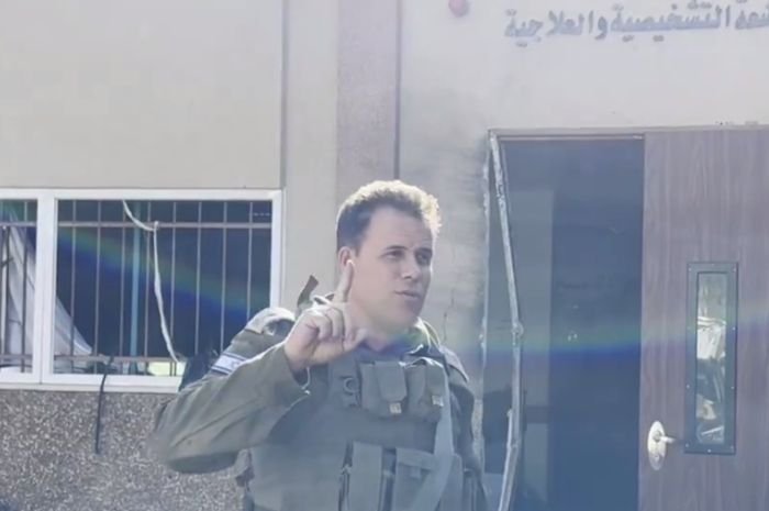 Rekaman Tentara Pertahanan Israel Mengecek Rumah Sakit Al-Shifa Diunggah Ulang, Warganet Langsung Kritik Habis 3 Rekaman Tentara Pertahanan Israel Mengecek Rumah Sakit Al-Shifa Diunggah Ulang, Warganet Langsung Kritik Habis