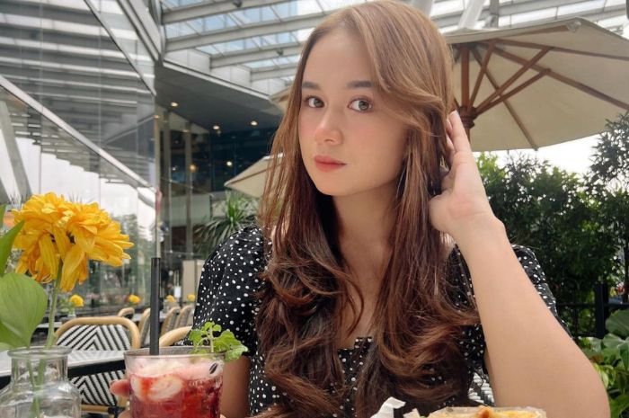 Fakta Menarik Chintya Gabriella Sebagai Musisi Hebat, Ternyata Hobi Bermain Gitar Hingga Bisa Bucin 6 Fakta Menarik Chintya Gabriella Sebagai Musisi Hebat, Ternyata Hobi Bermain Gitar Hingga Bisa Bucin