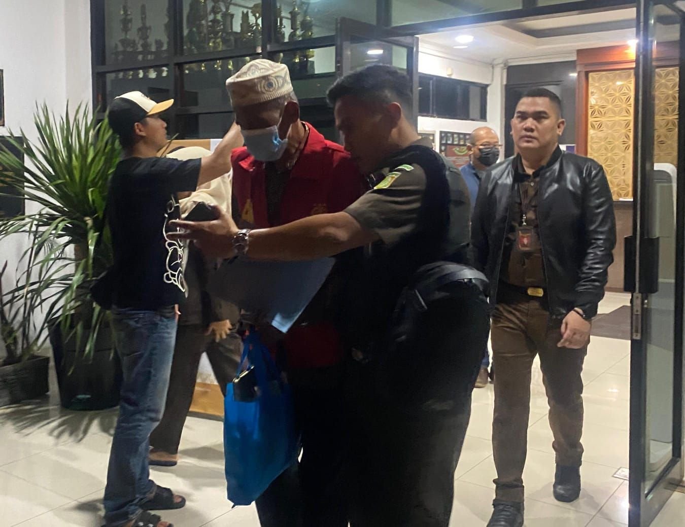 Bulan Maret Divonis Bebas, Kejari Lebak Jebloskan Kembali Ketua dan Bendahara KPRI ke Penjara