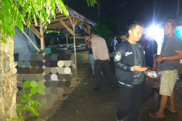 Warga Temukan Mayat di Gubuk PKL Banten Lama, Sempat Terlihat dalam Kondisi Lumpuh 2 Warga Temukan Mayat di Gubuk PKL Banten Lama, Sempat Terlihat dalam Kondisi Lumpuh