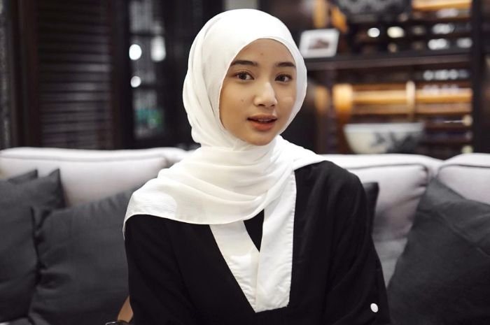 Fakta Menarik Anselma Putri, Artis TikTok Berhijab Nan Cantik yang Kuliah di Universitas Katholik 4 Fakta Menarik Anselma Putri, Artis TikTok Berhijab Nan Cantik yang Kuliah di Universitas Katholik