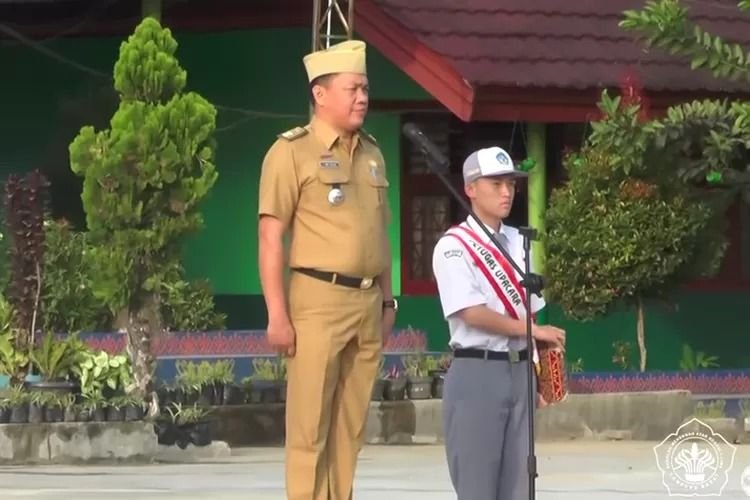 Contoh Teks Amanat Pembina Upacara Bendera Hari Guru Nasional 2023 Terbaru, singkat dan Jelas 1 Contoh Teks Amanat Pembina Upacara Bendera Hari Guru Nasional 2023 Terbaru, singkat dan Jelas