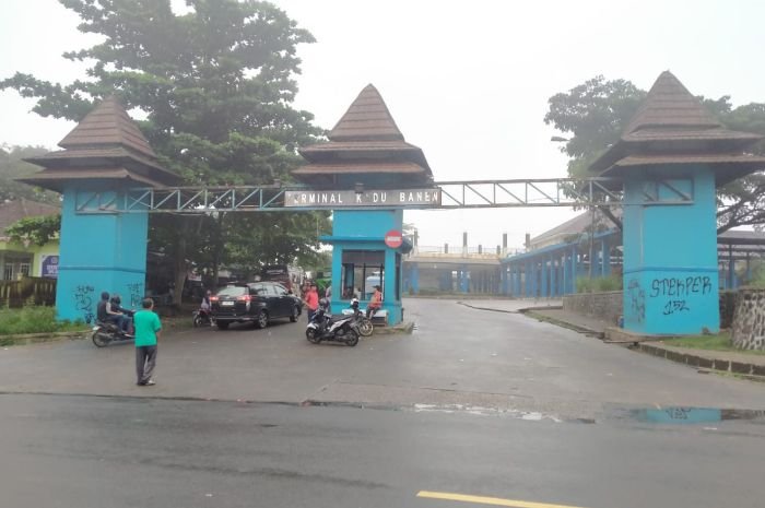 Dishub Kabupaten Pandeglang Susun Rekayasa Lalu Lintas, Jalur Wisata Jadi Titik Rawan Macet Selama Nataru 3 Dishub Kabupaten Pandeglang Susun Rekayasa Lalu Lintas, Jalur Wisata Jadi Titik Rawan Macet Selama Nataru