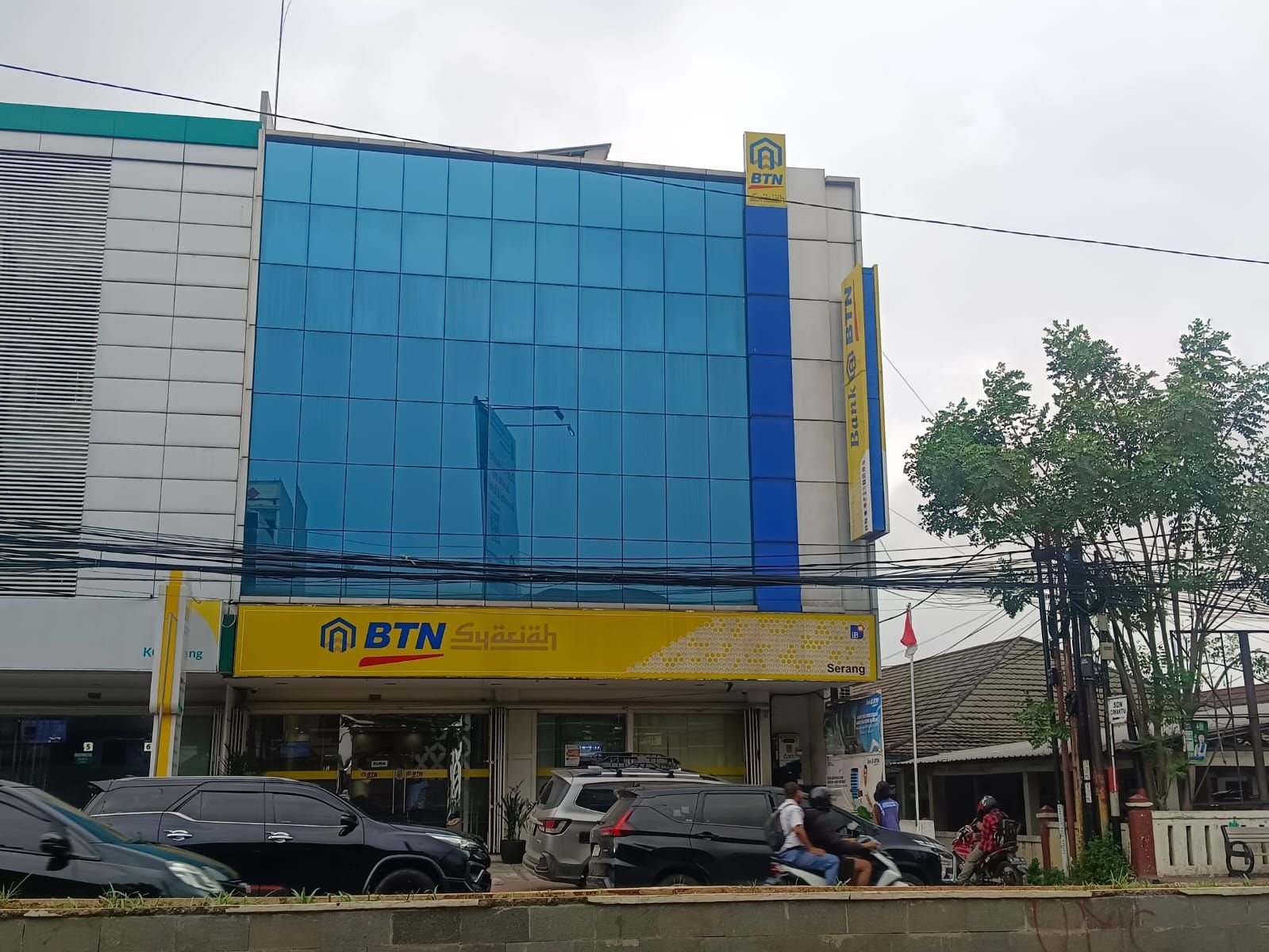 Terlambat dalam Transformasi Digital, BTN Syariah Cabang Serang Maksimalkan Layanan Konvensional