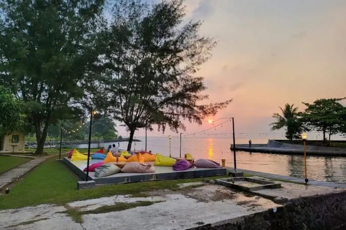 5 Tempat Wisata Hits di Anyer, Rekomendasi Liburan Akhir Tahun 2023 8 5 Tempat Wisata Hits di Anyer, Rekomendasi Liburan Akhir Tahun 2023