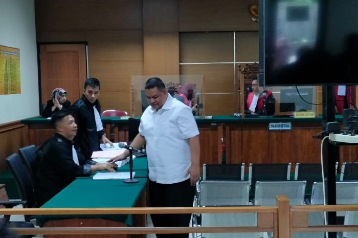 Terdakwa Korupsi Jalan Akses Pelabuhan Warnasari Seret Nama Caleg untuk Pemilu 2024 3 Terdakwa Korupsi Jalan Akses Pelabuhan Warnasari Seret Nama Caleg untuk Pemilu 2024