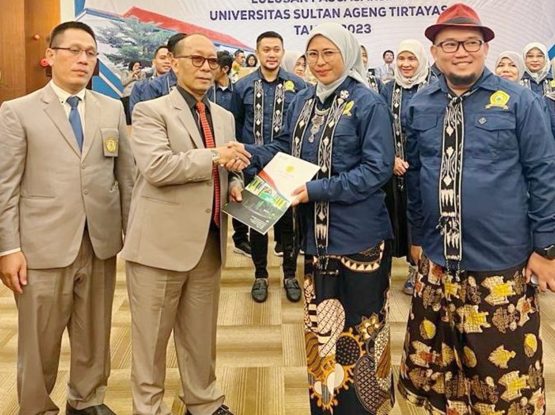 Asih Kurnianingsih Dikukuhkan sebagai Ketua IKA Pascasarjana Untirta Periode 2023-2027, Langsung Dititip Pesan Begini 1 Asih Kurnianingsih Dikukuhkan sebagai Ketua IKA Pascasarjana Untirta Periode 2023-2027, Langsung Dititip Pesan Begini