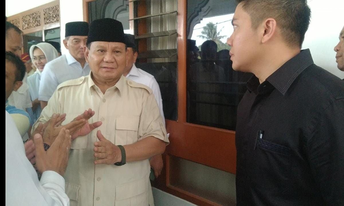 Prabowo Subianto Safari Politik ke Kabupaten Pandeglang, Abuya Murtadho Minta Amandemen UUD 1945 Dihapuskan Karena Alasan Ini 7 Prabowo Subianto Safari Politik ke Kabupaten Pandeglang, Abuya Murtadho Minta Amandemen UUD 1945 Dihapuskan Karena Alasan Ini
