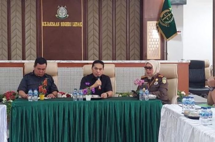 Hoaks Soal Pemilu Naik 10 Kali Lipat, Kemenkominfo Sudah Deteksi Ada 101 Berita Bohong 2 Hoaks Soal Pemilu Naik 10 Kali Lipat, Kemenkominfo Sudah Deteksi Ada 101 Berita Bohong